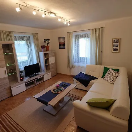 Haus Hubertus Apartment Radnig
